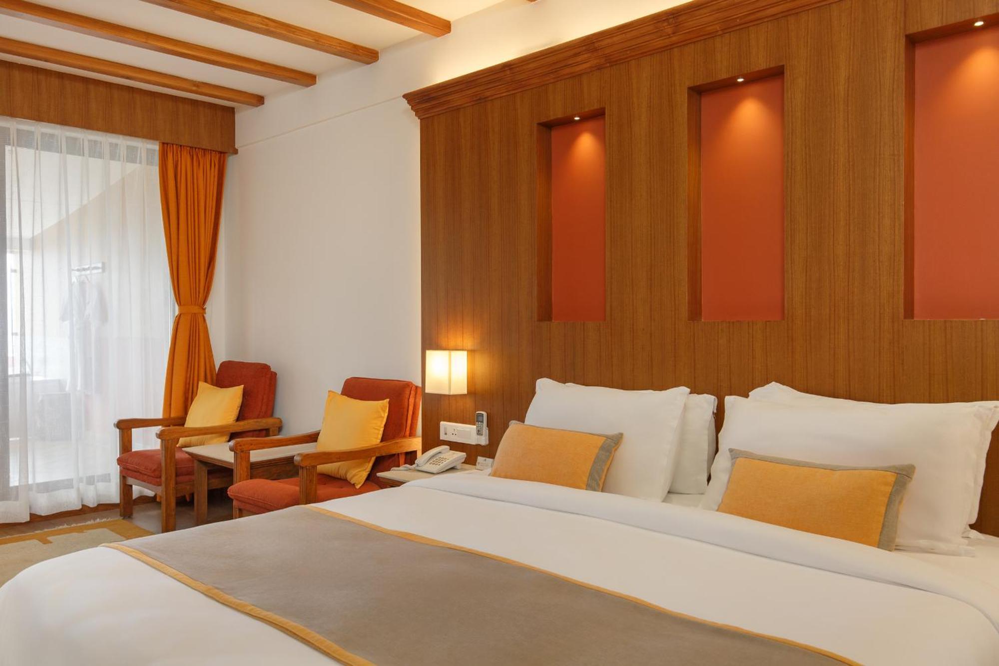 คลับ ฮิมาลายา บาย เอซ โอเต็ล Hotel นาการ์ก็อต ภายนอก รูปภาพ